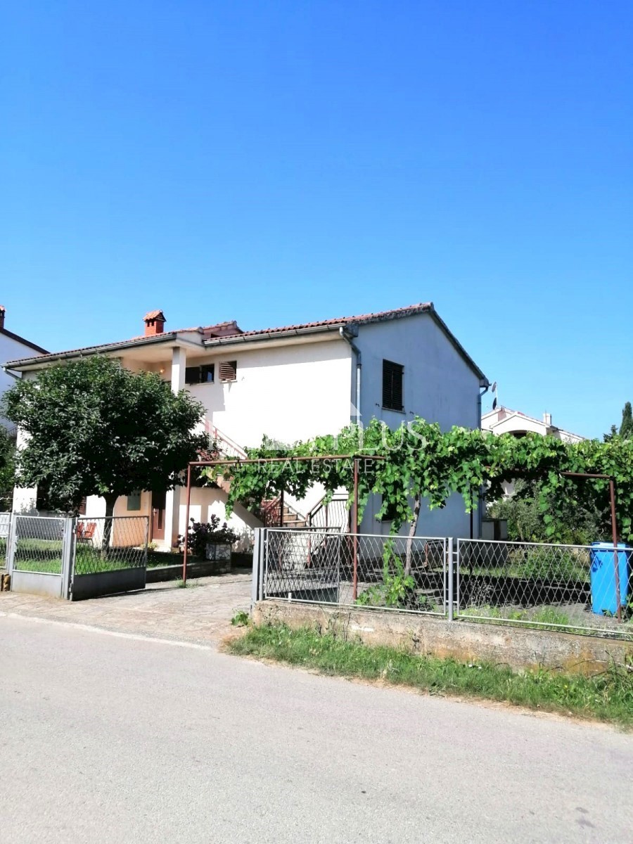 Casa indipendente nelle vicinanze di Parenzo