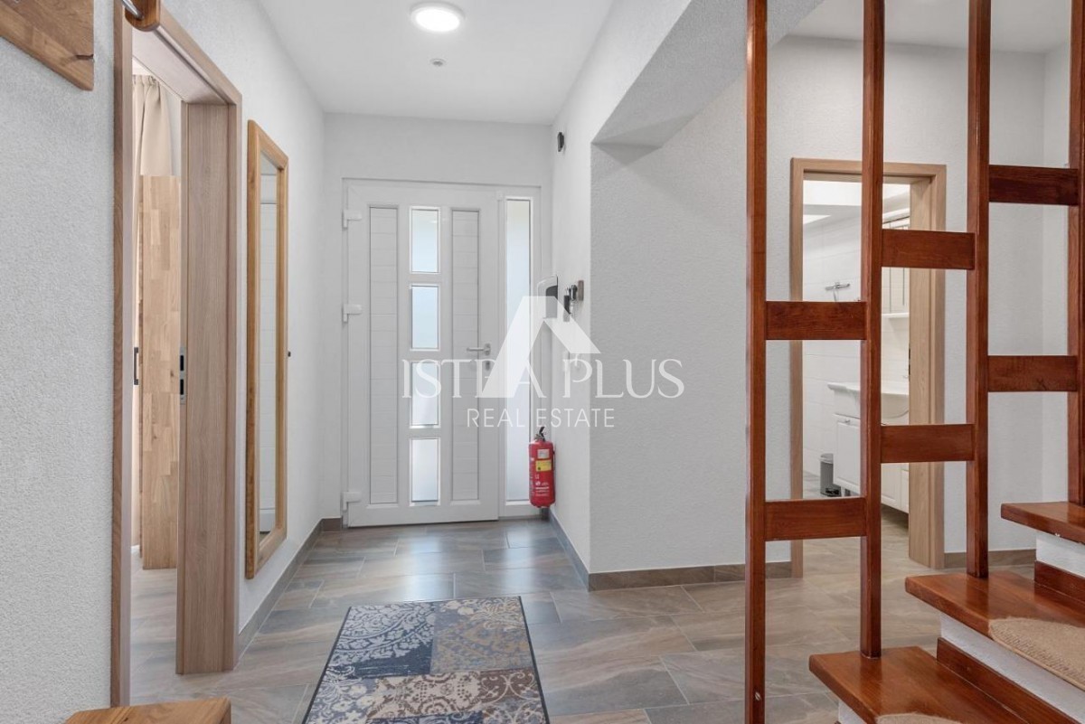 Villa con piscina e benessere