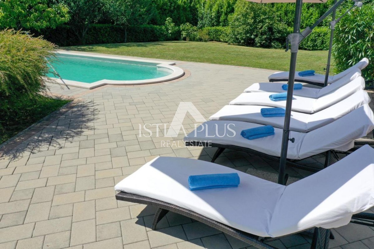 Villa con piscina e benessere