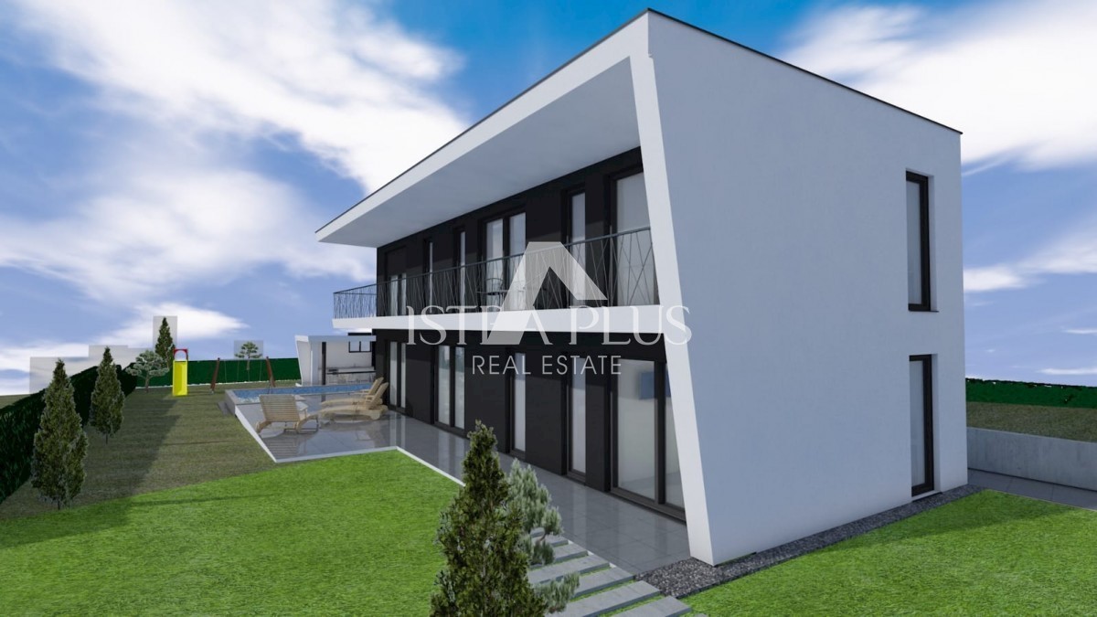 Villa in costruzione con piscina