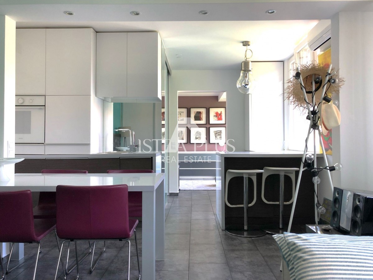 Istria, Červar Porat - Appartamento splendidamente decorato al 2° piano a 30 metri dal mare!!
