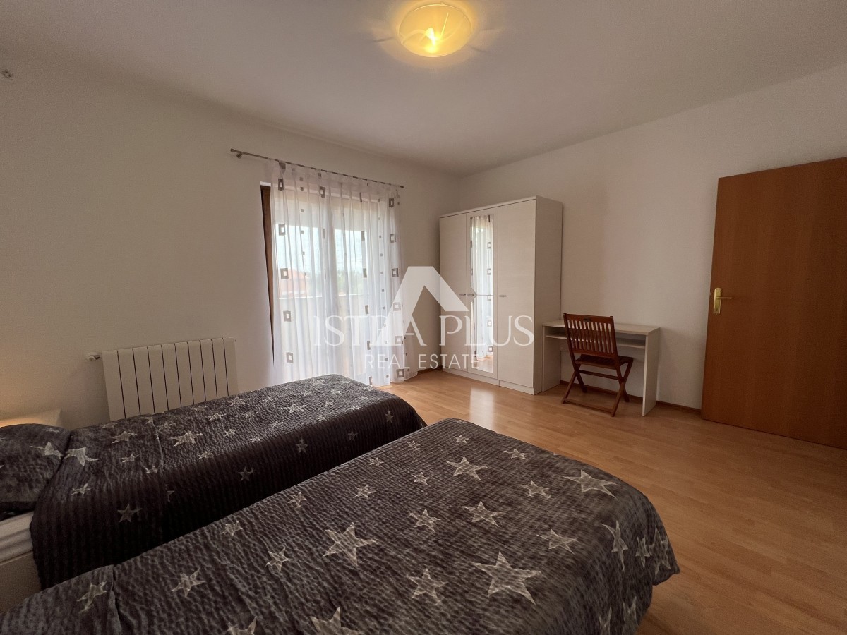 OCCASIONE!! Bellissima casa indipendente con piscina vicino a Parenzo!!