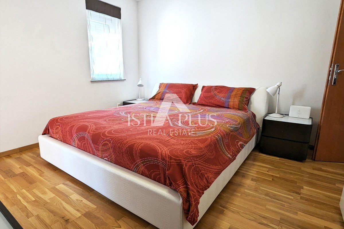 Parenzo, appartamento in ottima posizione a 300 m dal mare