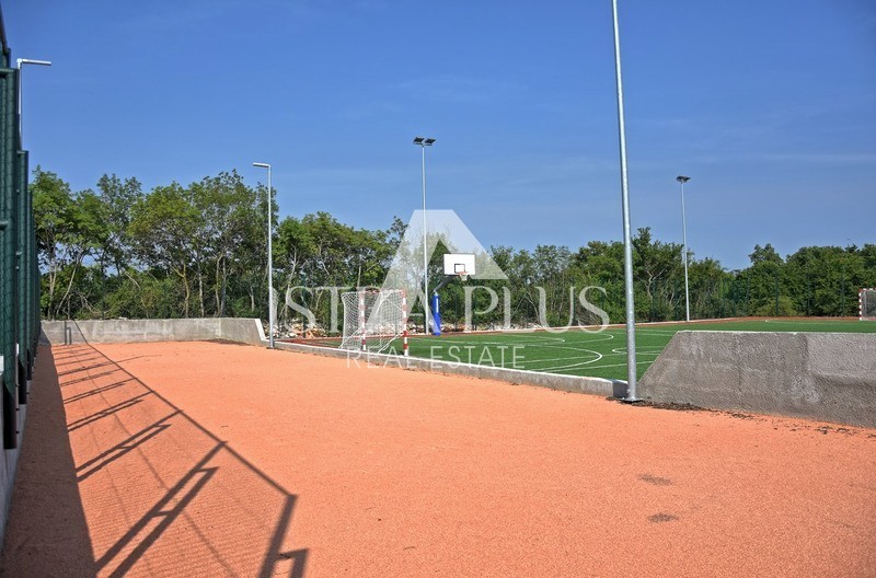 Villa di lusso con piscina e zona sportiva