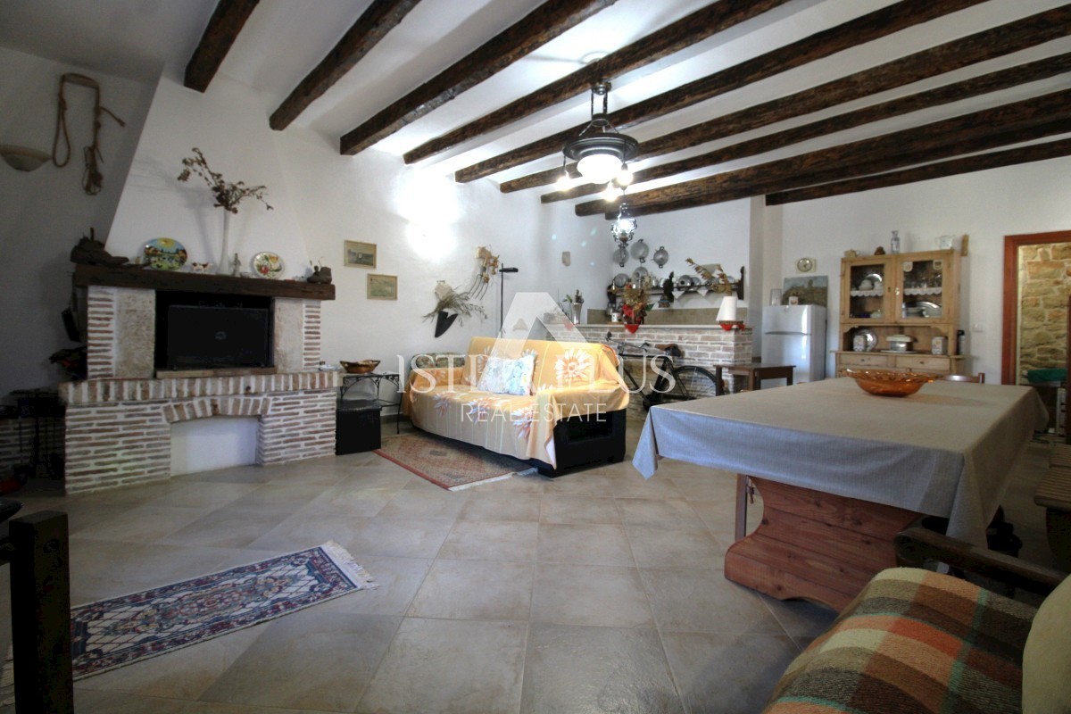 Casa in pietra ristrutturata e splendidamente decorata - vicino a Parenzo