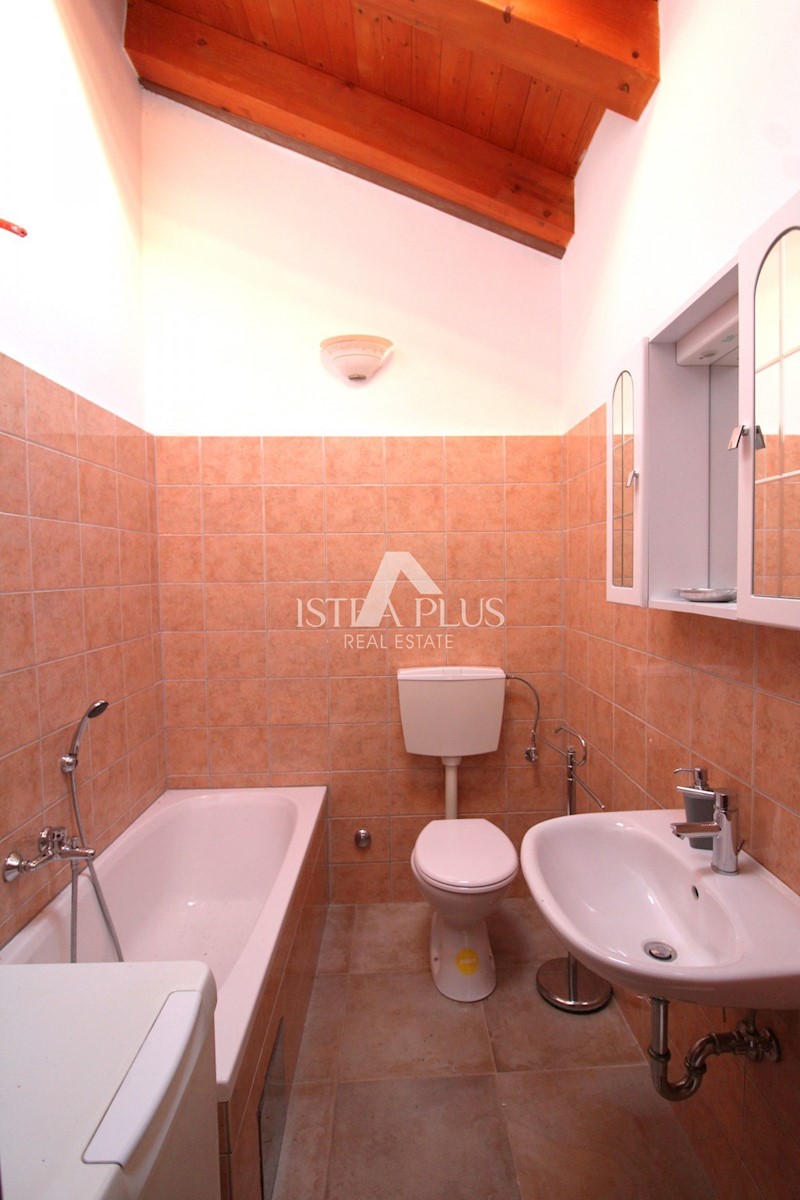 Casa in pietra ristrutturata e splendidamente decorata - vicino a Parenzo