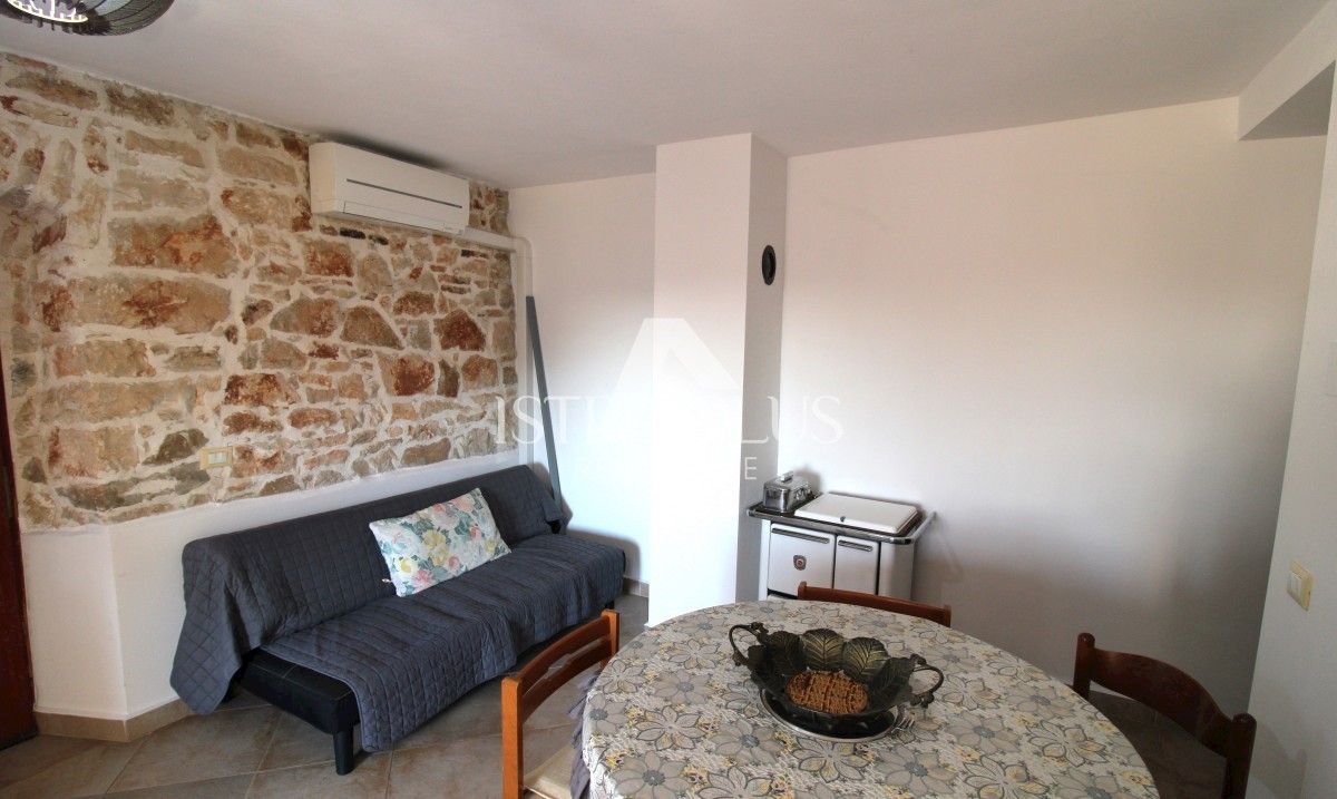 Casa in pietra ristrutturata e splendidamente decorata - vicino a Parenzo