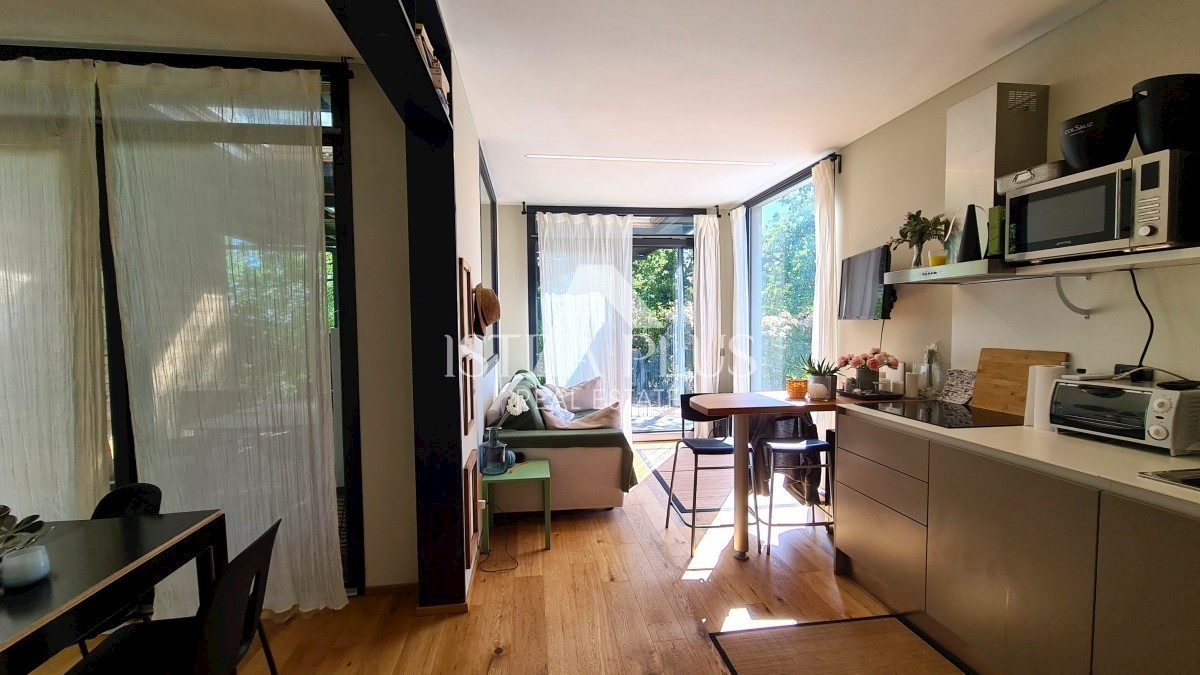 Moderna casa a un piano in una posizione tranquilla - nei dintorni di Parenzo