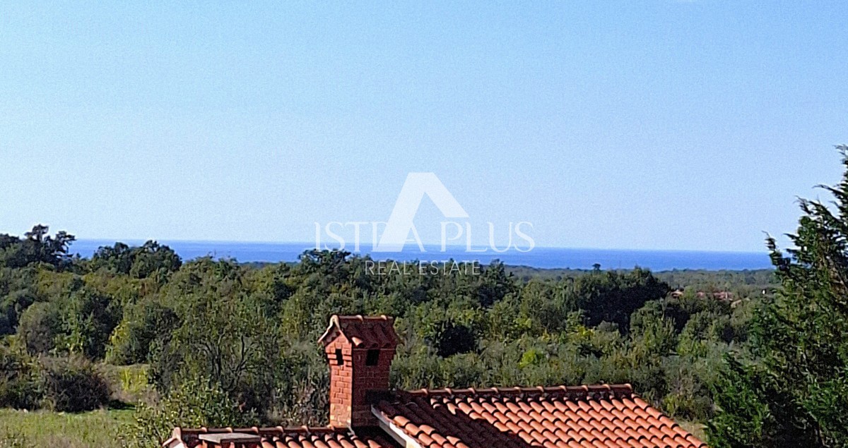Istria, Parenzo, casa unifamiliare di qualità con cortile e vista sul mare aperto