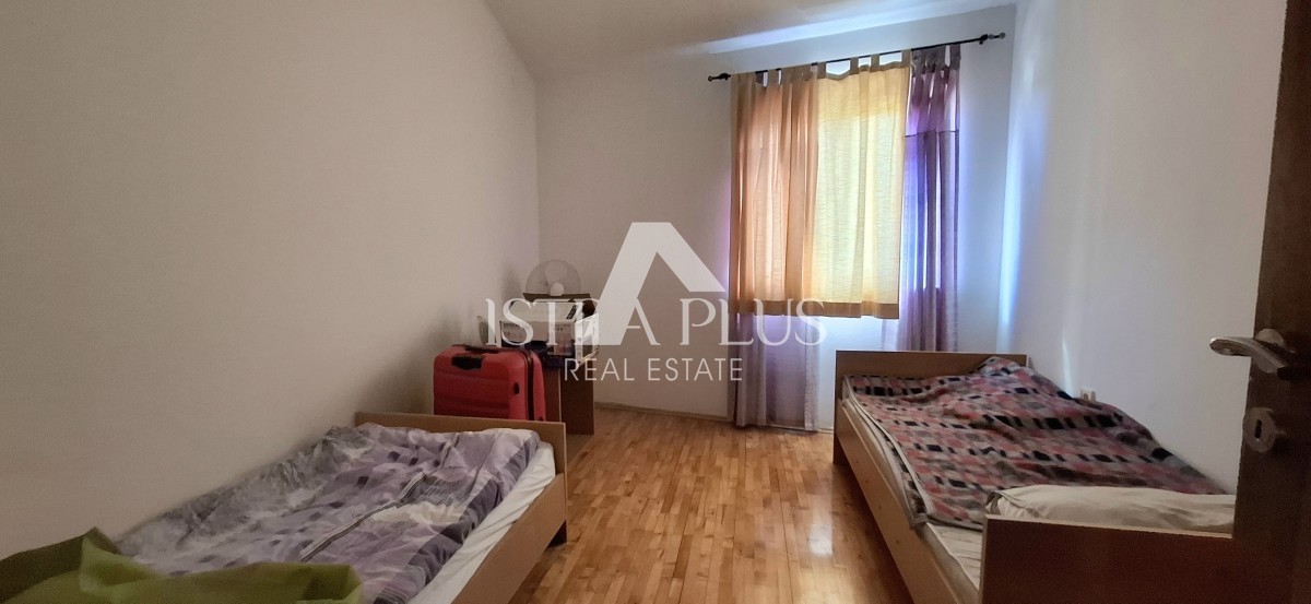 Istria, Cittanova - appartamento con vista mare a 100 m dal mare