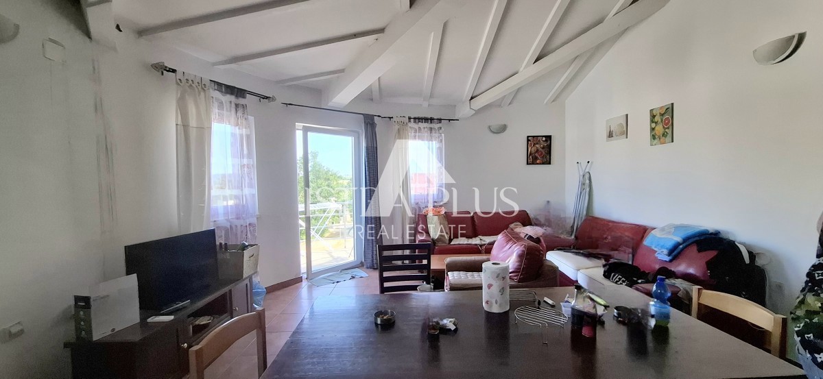 Istria, Cittanova - appartamento con vista mare a 100 m dal mare