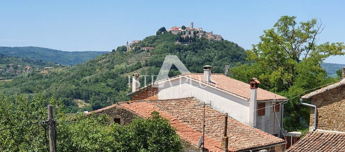 Casa in pietra con piscina + appartamento, Vista al Montona