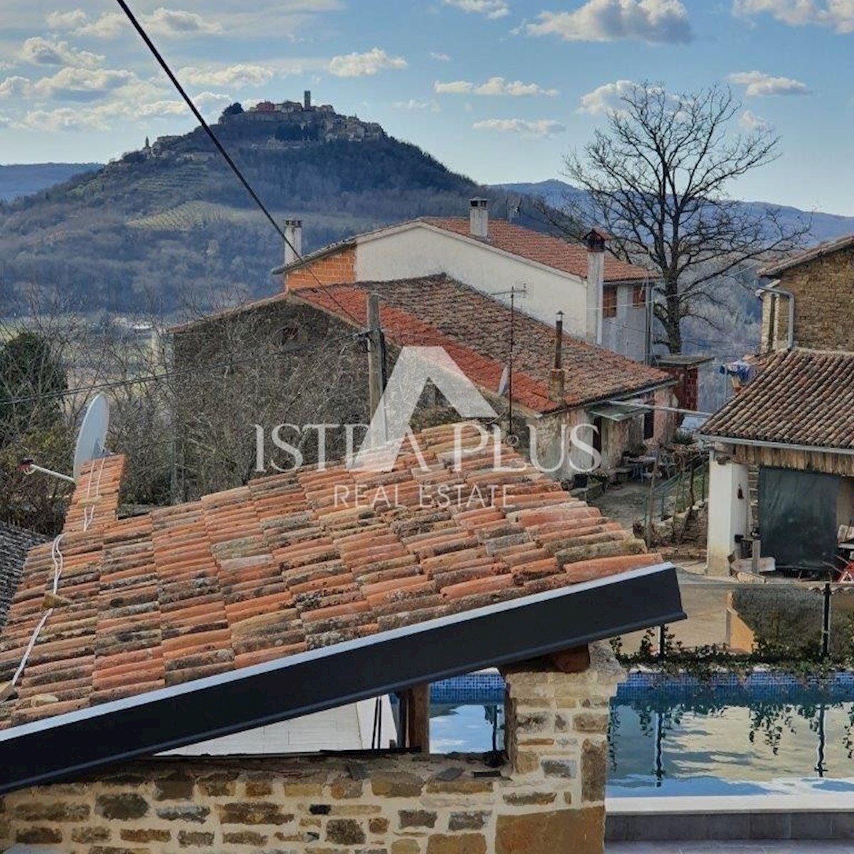 Casa in pietra con piscina + appartamento, Vista al Montona