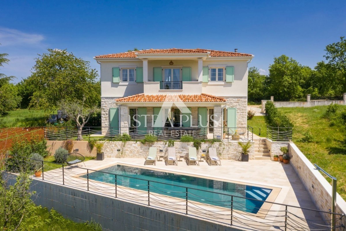 Villa di lusso con piscina in una splendida posizione