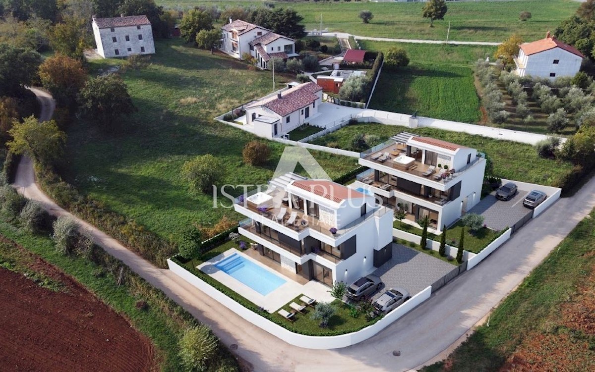 Villa di lusso con piscina vicino a Parenzo