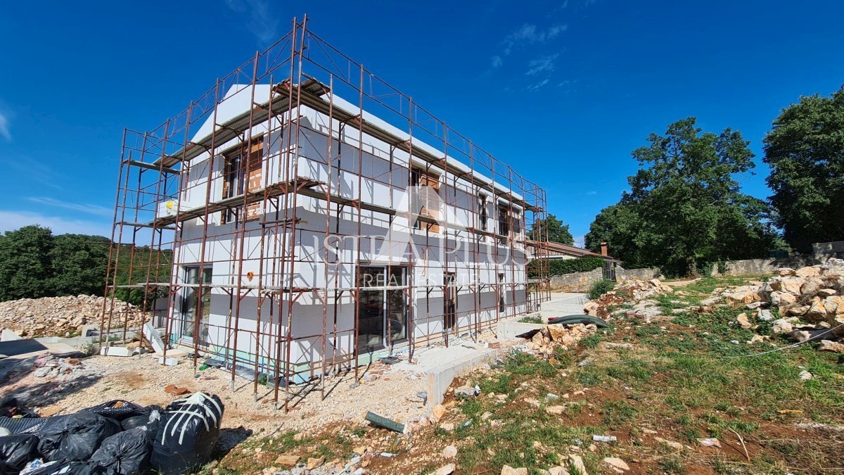 Villa con piscina e benessere in una posizione tranquilla