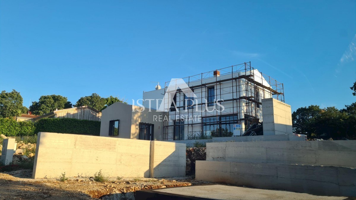 Villa con piscina e benessere in una posizione tranquilla