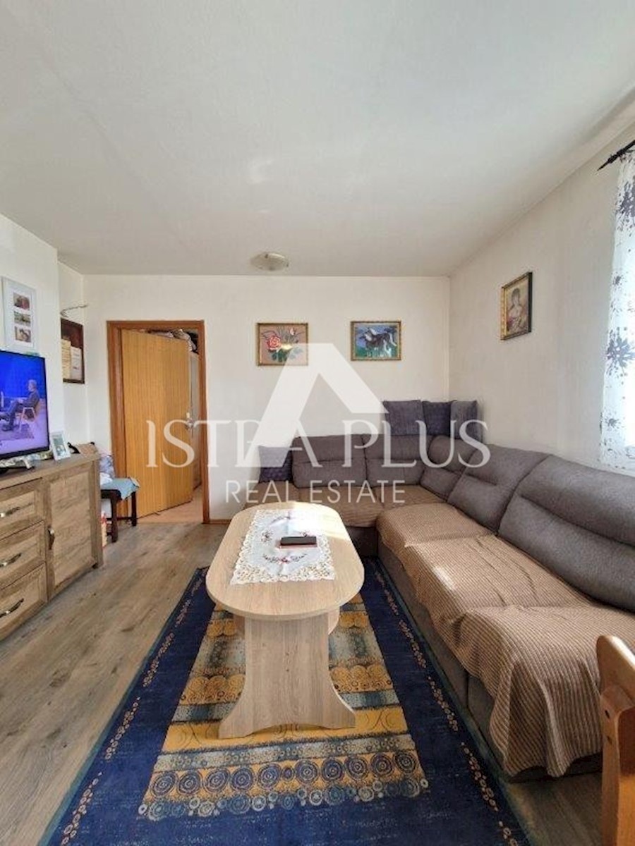 Appartamento al piano terra con due camere da letto a 400m dal mare!!