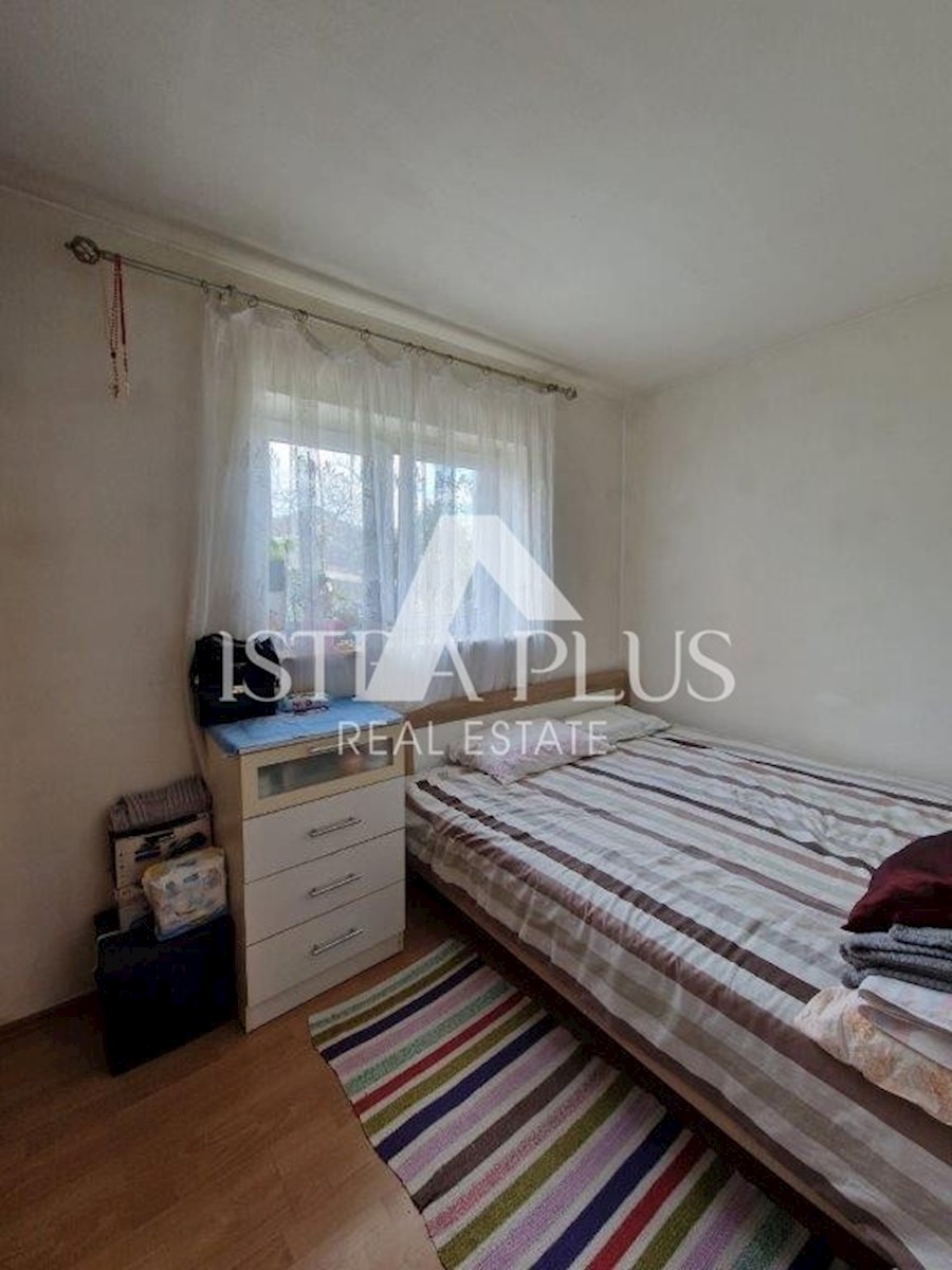 Appartamento al piano terra con due camere da letto a 400m dal mare!!