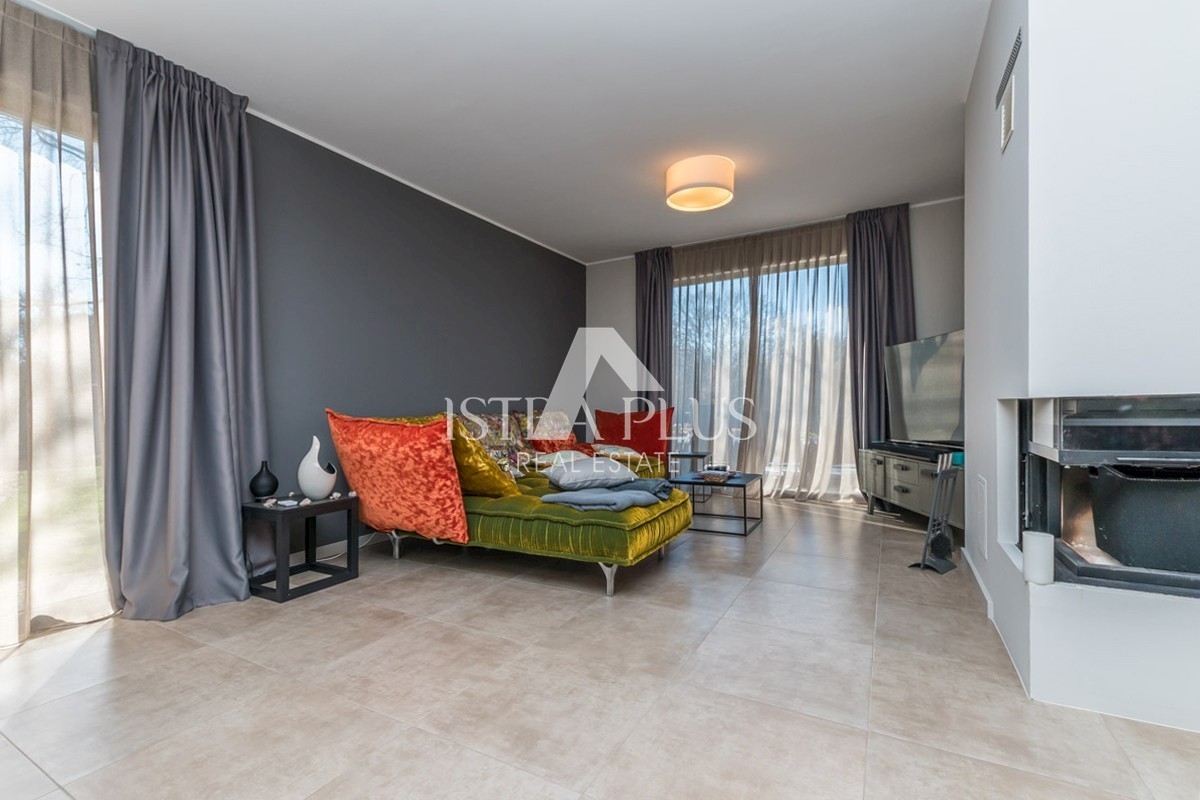Villa di architettura e design moderno - 1500 metri dal mare
