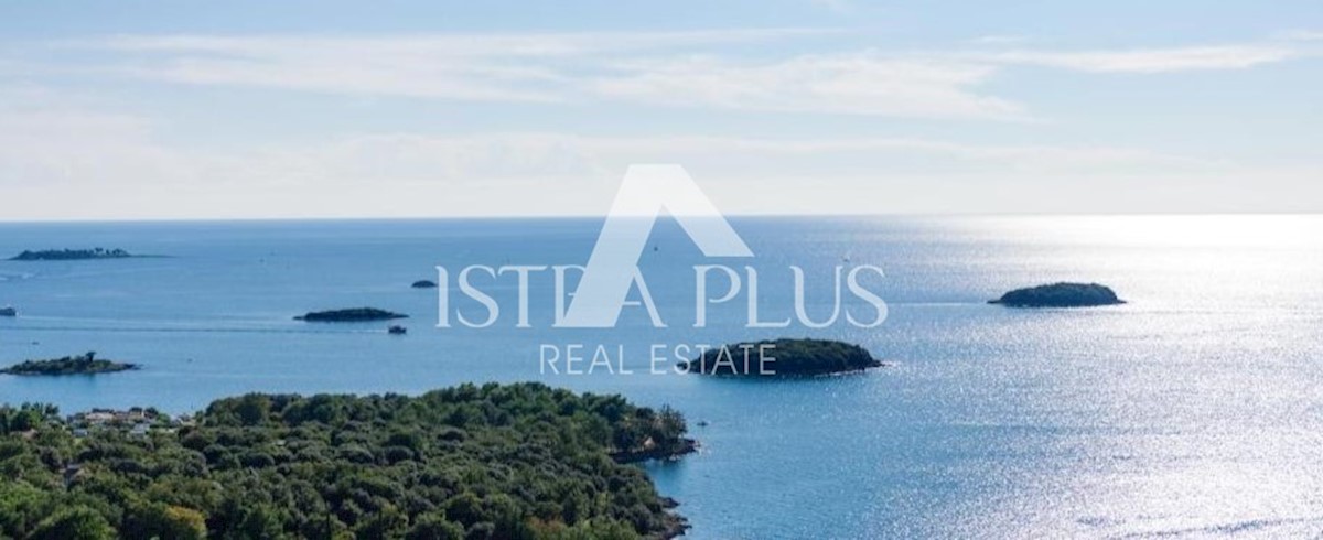 Terreno edificabile ad uso turistico (T2 - insediamento turistico) - 180m dal mare