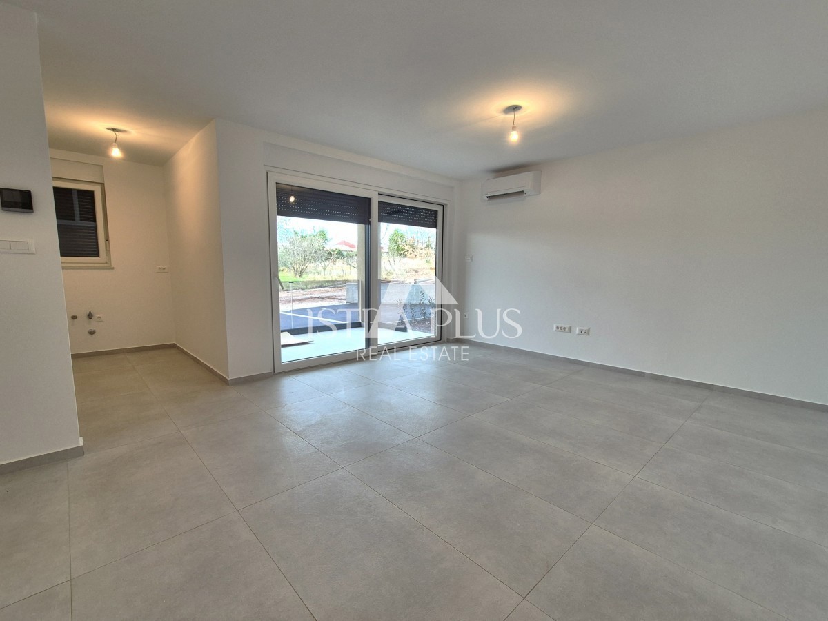 Appartamento in palazzo di nuova costruzione con ascensore - piano terra con cortile