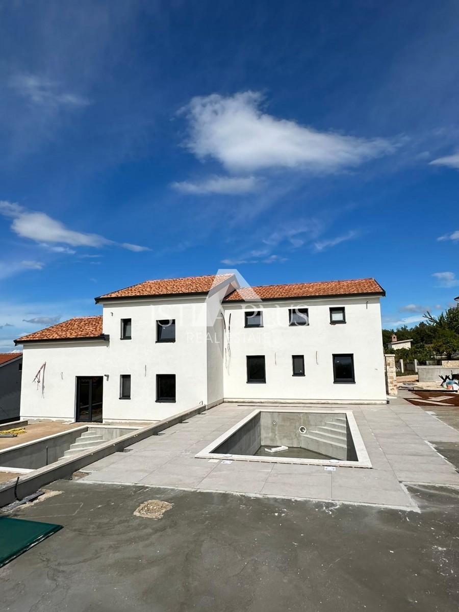 DINTORNI DI PARENZO, CASA DOPPIA VISTA MARE CON DUE CAMERE DA LETTO, BELLISSIMO GIARDINO