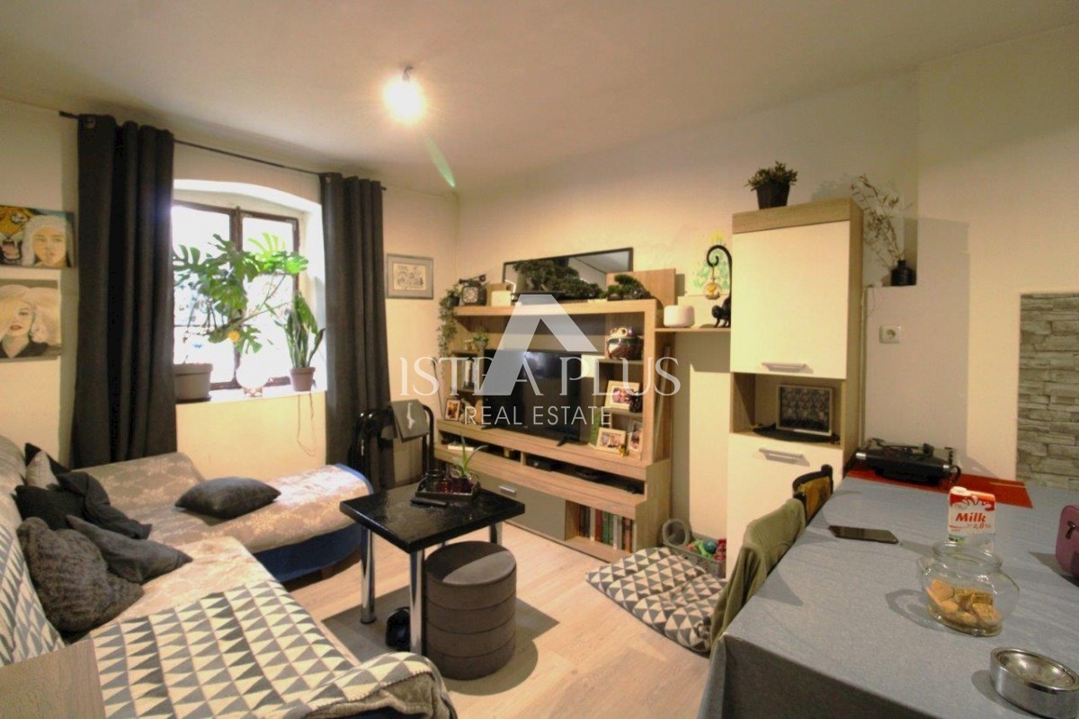 Casa in pietra nel centro della città!!