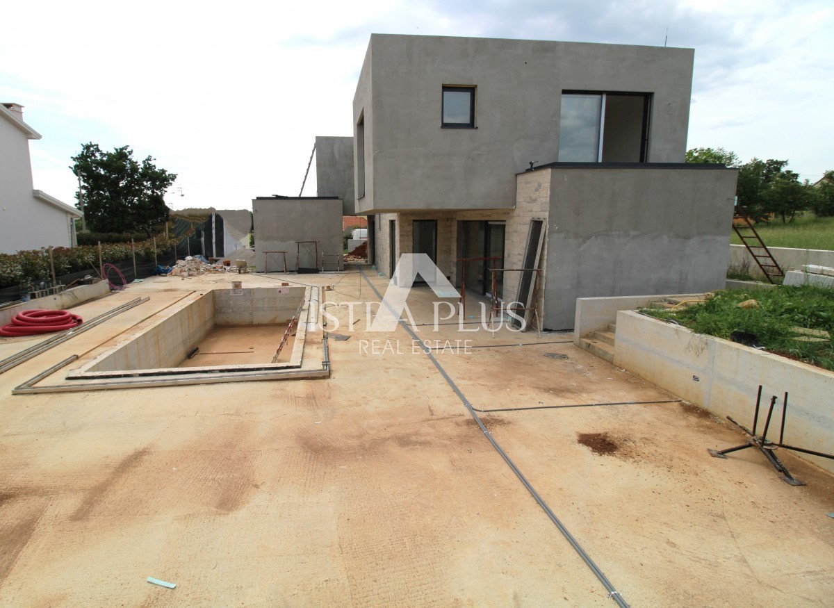 Villa moderna con piscina - Parenzo