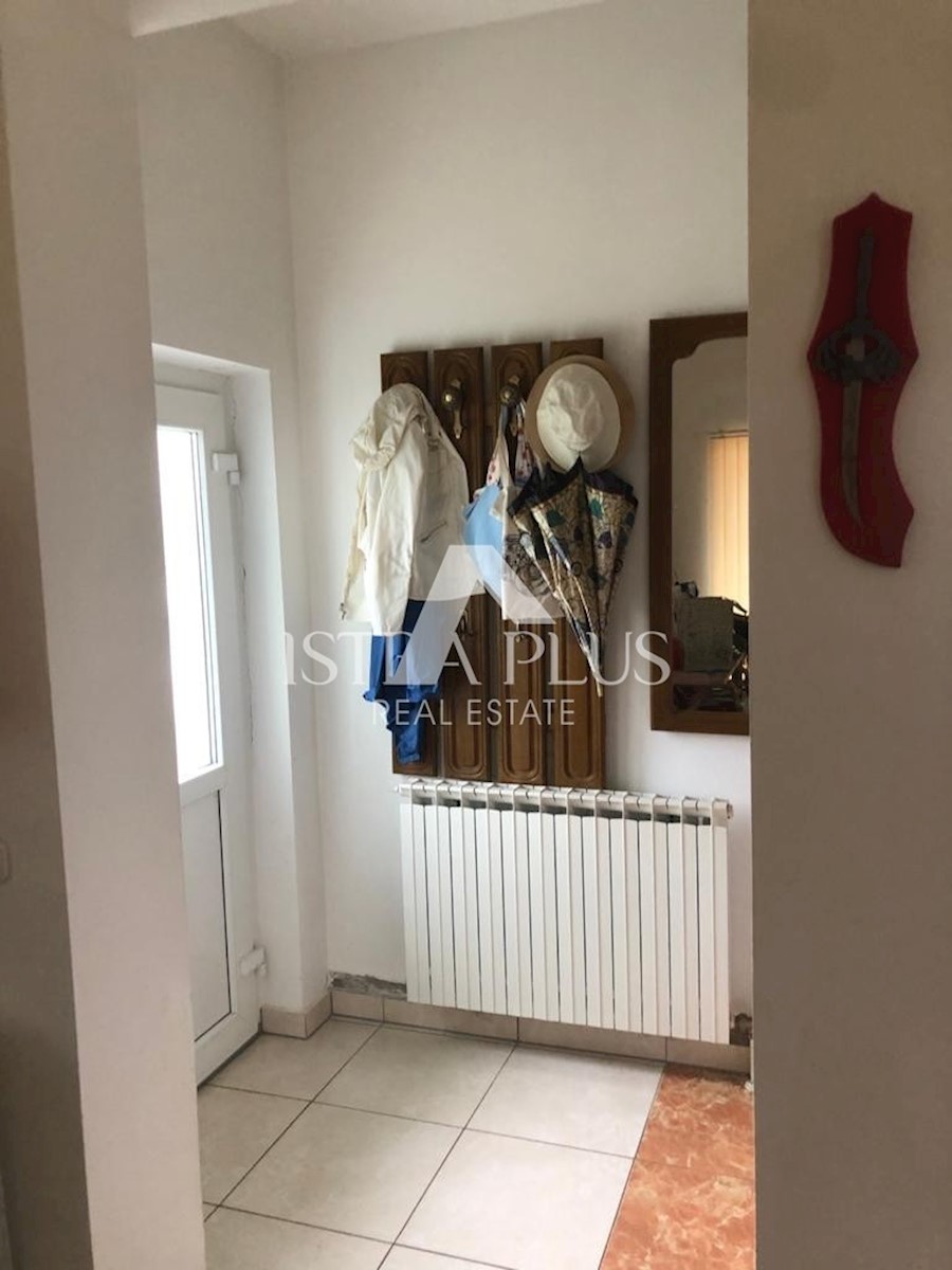 Casa indipendente con garage - vicino a Parenzo