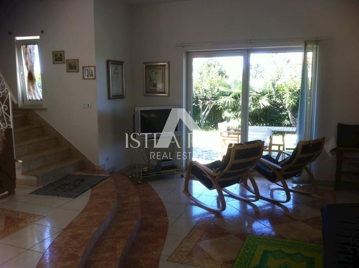 Casa indipendente con garage - vicino a Parenzo