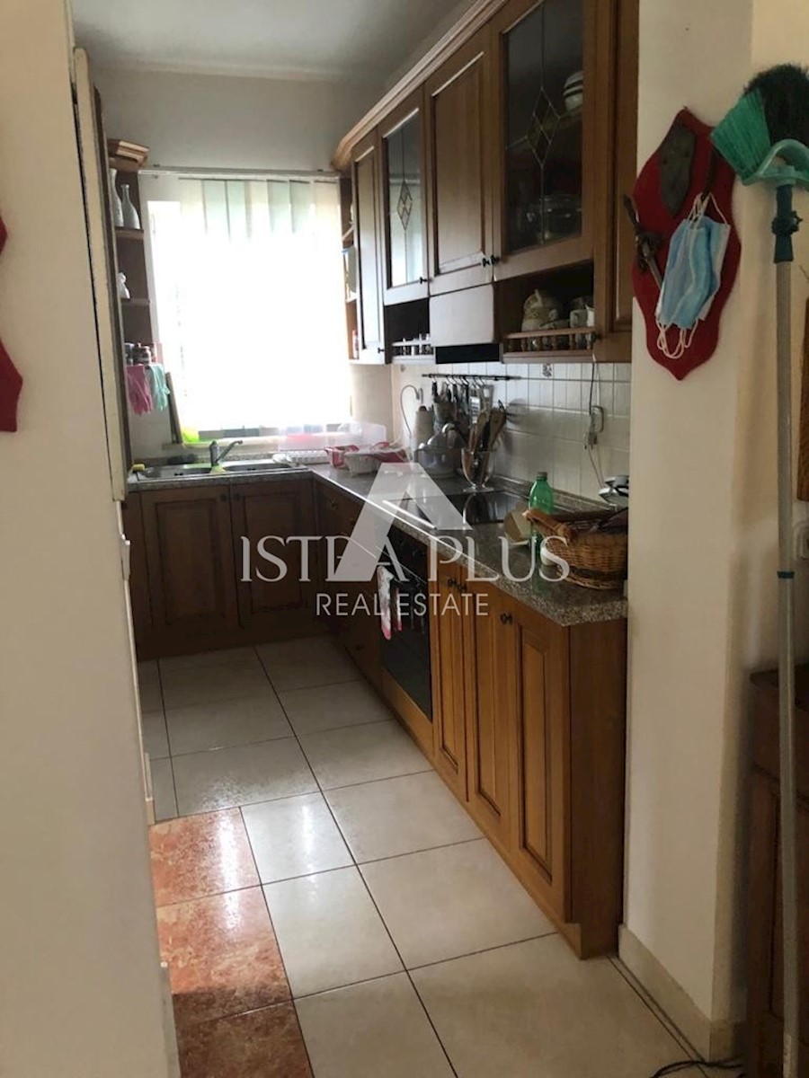 Casa indipendente con garage - vicino a Parenzo