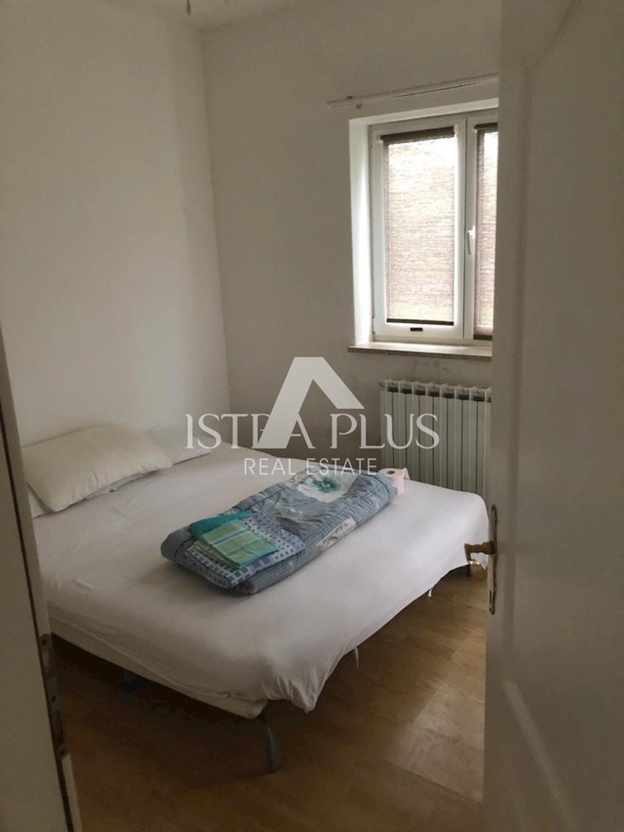 Casa indipendente con garage - vicino a Parenzo