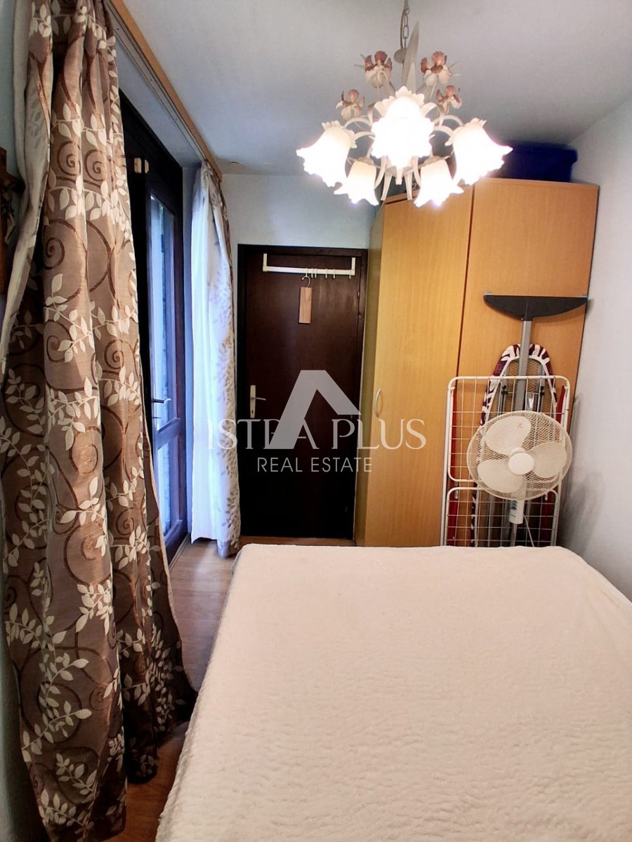 Červar Porat, zona Parenzo apartamento secondo piano 100 dal mare