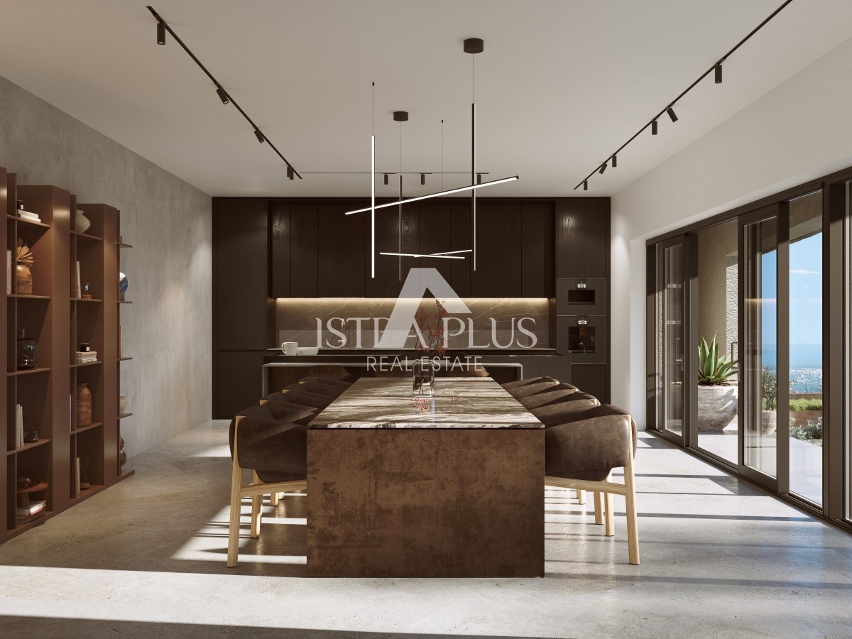 Istria, Parenzo 10 km - Terreno edificabile con vista mare e permesso di costruire ottenuto