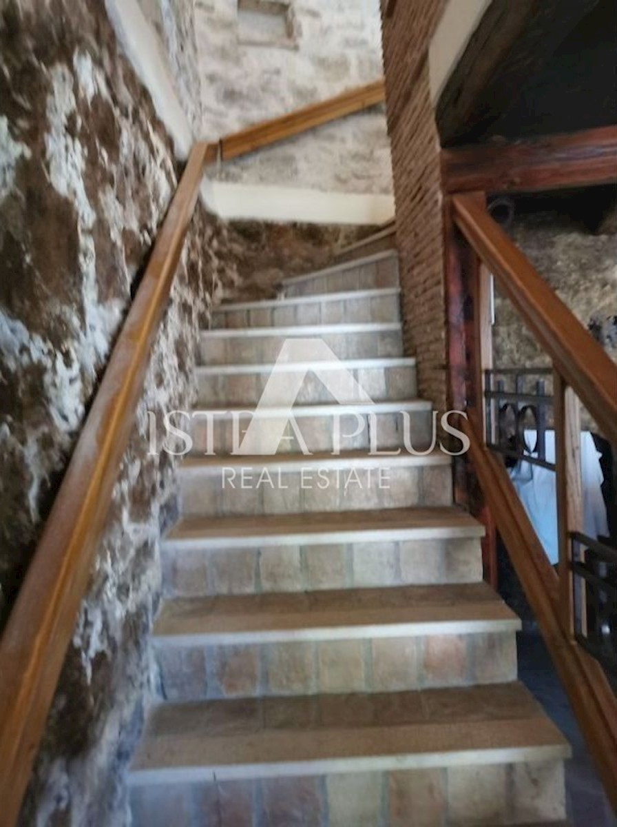 Casa in pietra - zona Orsera