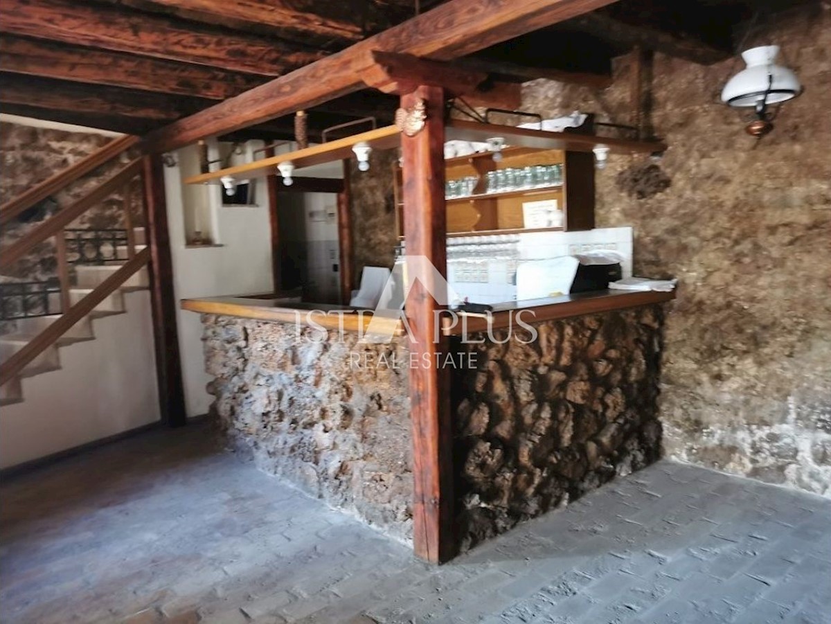 Casa in pietra - zona Orsera
