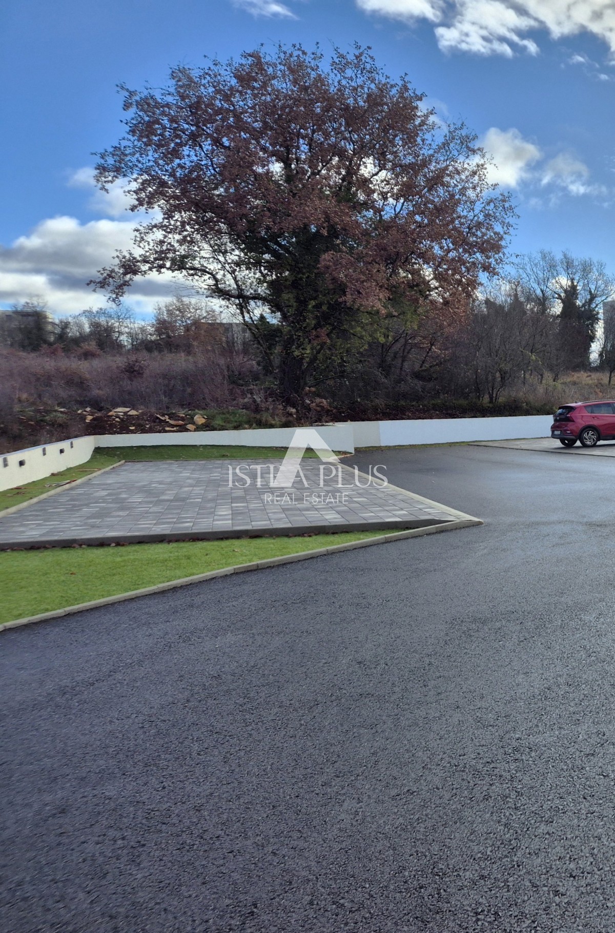 Appartamento al piano terra con cortile, nuova costruzione a 2 km dal mare!!