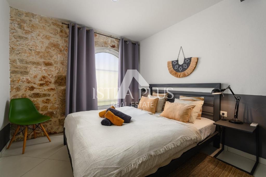 Istria, Parenzo Bellissima casa in pietra ristrutturata con bellissimi interni