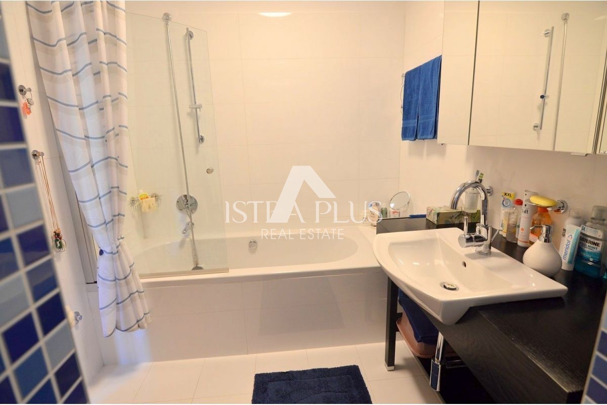 Tar-Vabriga, grazioso appartamento nella parte residenziale del paese, superficie 114m2