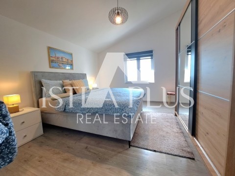 Moderna e spaziosa villa indipendente con vista sul mare aperto