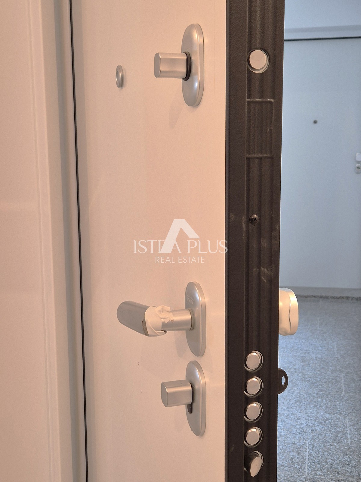 Istria, zona Parenzo a 1500 m dal mare - Appartamento in un nuovo edificio con ascensore (VISTA MARE), 1° piano con due camere da letto