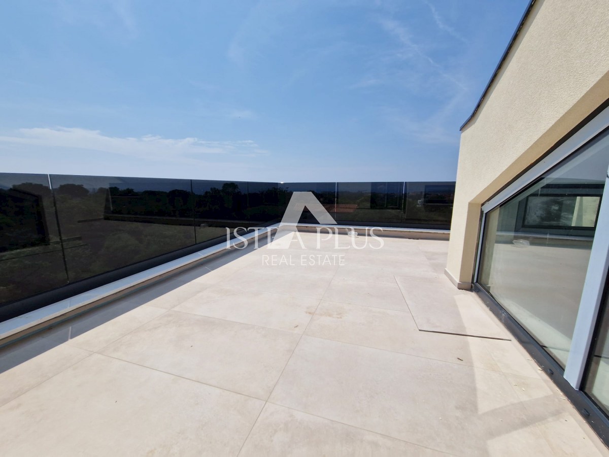 Un bellissimo appartamento a Parenzo con vista panoramica sul mare