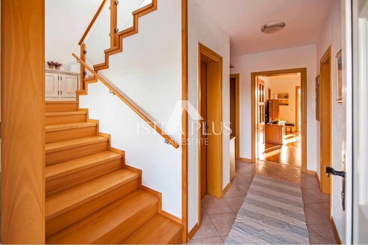 Casa a schiera con piscina - nei dintorni di Parenzo