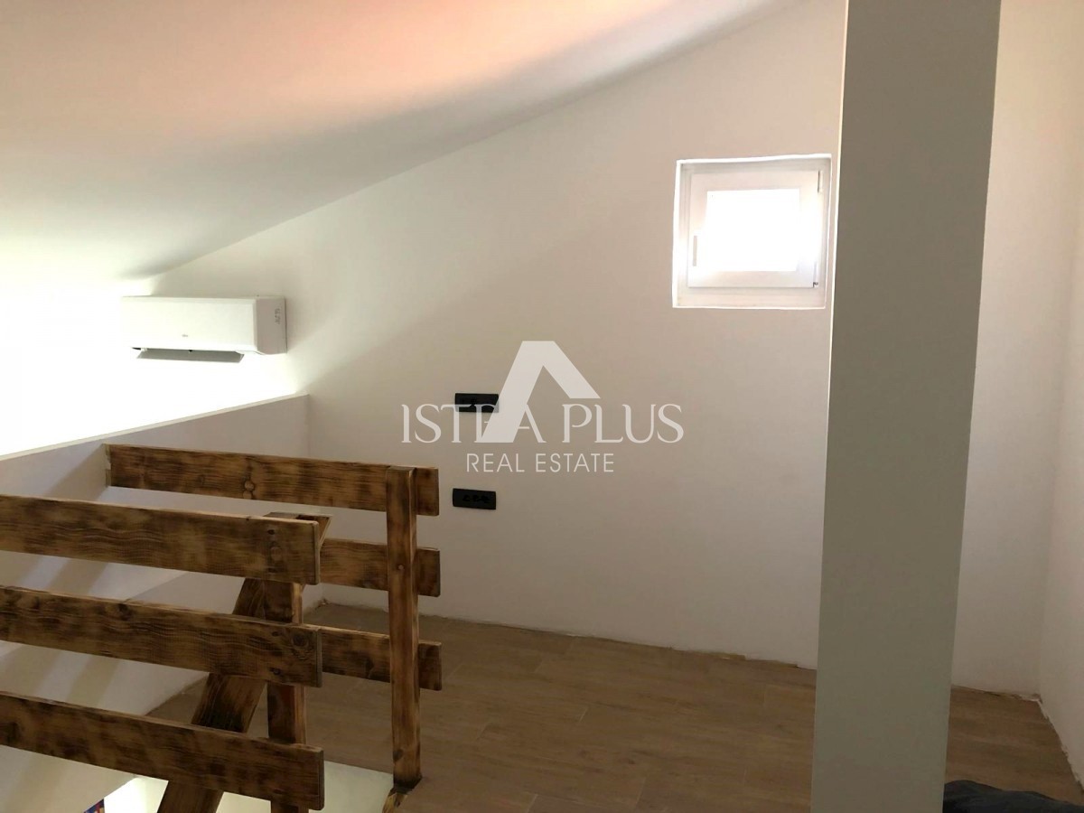 Appartamento completamente ristrutturato al 3° piano - Červar Porat