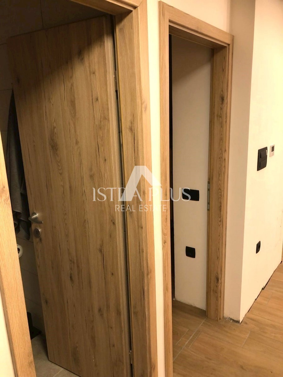 Appartamento completamente ristrutturato al 3° piano - Červar Porat
