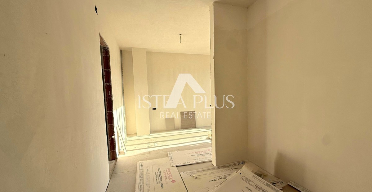 Parenzo, dintorni - Appartamento su due piani, cortile con piscina, 2 KM DAL MARE!!