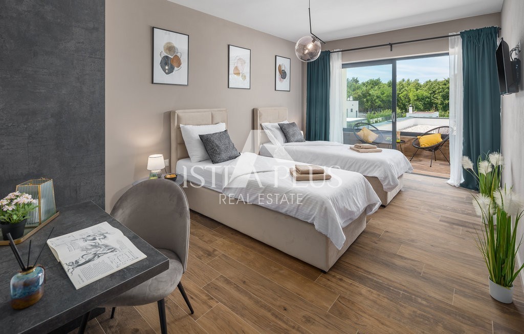 Imponente villa di architettura e design moderni vicino a Žminj