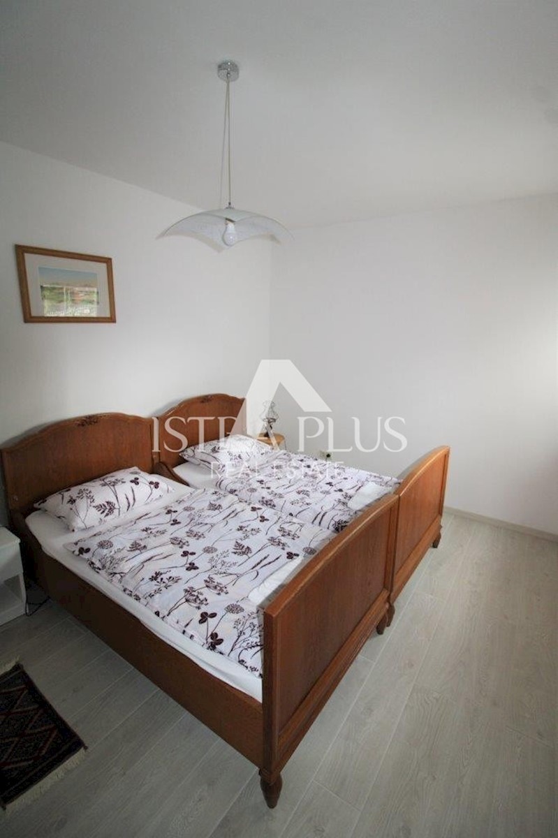 Casa bifamiliare con garage a 1500m dal mare
