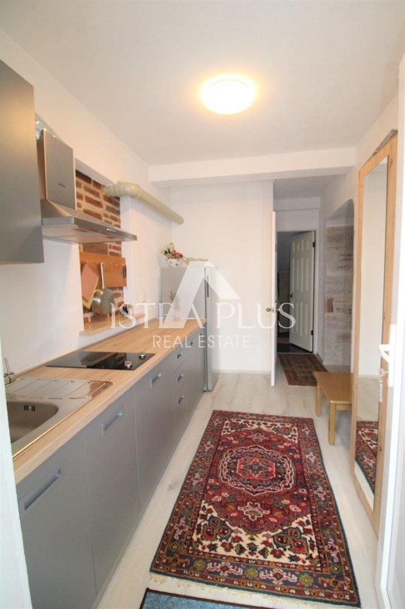 Casa bifamiliare con garage a 1500m dal mare